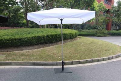 China Custom Advertising Beach Umbrellas Waterproof UV Resistant Flame Retardant for sale