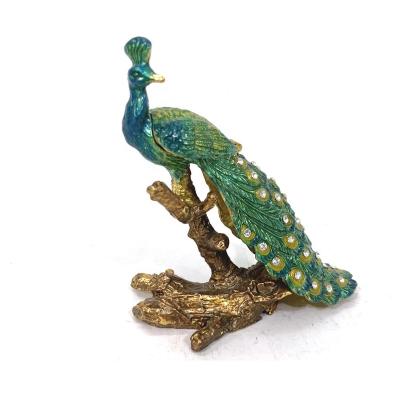 China America Wholesale 3D Metal Peacock Figurine Peacock Statue Jewelry Ring Box For Home Office Office Decoration for sale