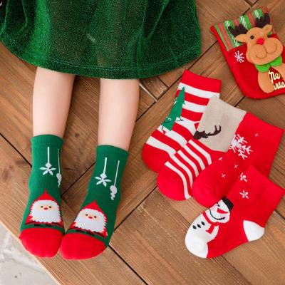 China Antibacterial Custom Colorful Red Cartoon Character Dress Organic Cotton Knit Crew Christmas Socks Kids for sale