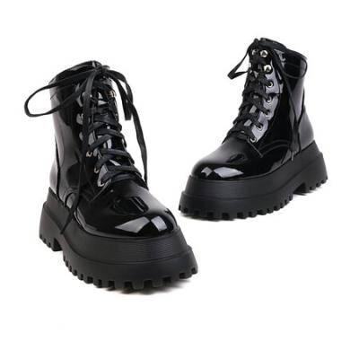 China Deodorization Winter boots for women Coat of paint  Lace-up Leisure female boots Waterproof Flat heel for sale