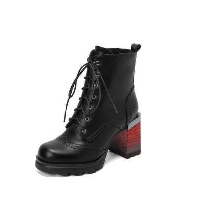 China Deodorization Fashion boots carved uppers plush inner lace design gradient printing non - slip rubber sole for sale