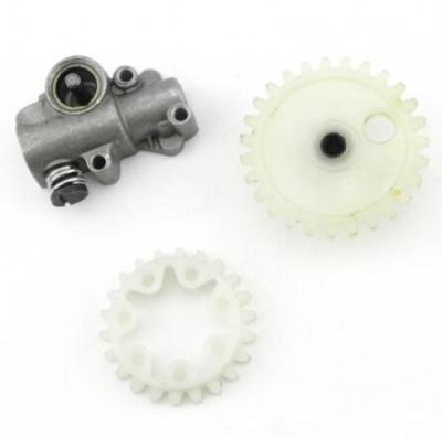 China Chainsaw Parts Worm Gear Oil Pump For ST MS380 MS381 Chainsaw 3650000PCS/Year for sale