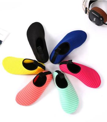 China Wear Resistant Water Sports Barefoot Shoes Quick Dry Aqua Water Shoes Yoga Socks Slip On Shoe For Kids Women Men for sale