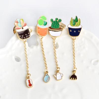 China Wholesale Europe Fashion Jewelry Aloe Vera Potted Plant Enamel Pin Lapel Succulent Potting for sale