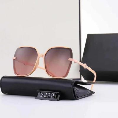 China Fashion sunglasses wholesale luxury designer oversized famous brands sunglasses from china supplier for sale