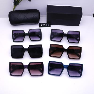 China Fashion Sunglasses Promotional Luxury Sunglasses Branded Trendy Sunglasses Women's Sunglasses for sale