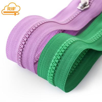 Chine Other support tension color quick proofing plastic backpack zipper zipper à vendre