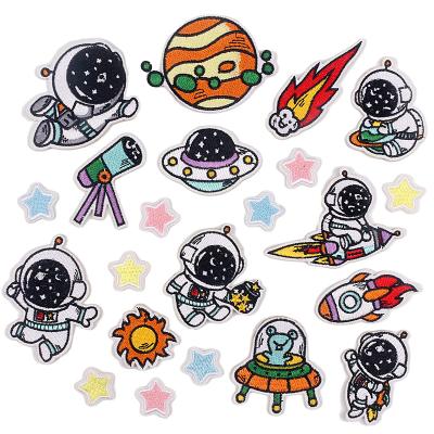 China Handmade Customized Embroidery Stickers Ironing Astronaut Applique Cloth Diy Logo Clothes Cartoon Patch for sale