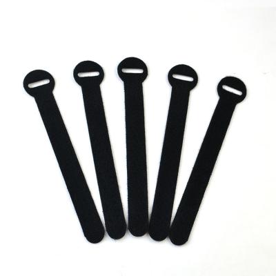 China Black Nylon Buckle Hook Loop Cable Tie OEM With Hook And Loop Fasteners for sale