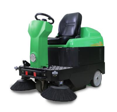 China Environmentally Friendly Cold Water Cleaning Electric Ride-On Street Cleaning Machine for sale