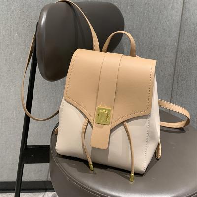 China 2022 New Fashion Portable Genuine Leather Backpack Women Fashion School Bags Wholesale Backpacks For Traveling Leather Woman Backpacks Custom for sale