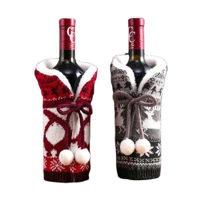 China New woolen knitting hair ball knit red wine set Christmas decoration items holiday bottle home set for sale