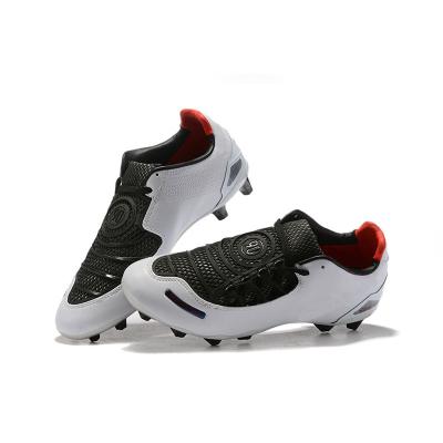 China PVC Hot selling football shoes Non-slip breathable soccer shoes Outdoor sport Sneakers Men brand football boots Sale for sale