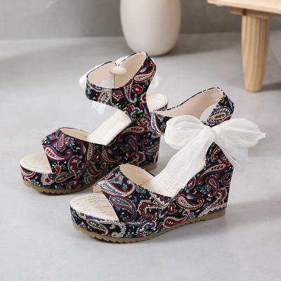 China New Fish Mouth Platform Wedge Sandals High Heel Buckle Floral Sexy Bohemian Ladies Strap Non-slip Platform Sandals Damping for sale