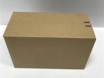 China Zippered Corrugated Packing Boxes Matte / Gloss Varnish Heat Protection for sale