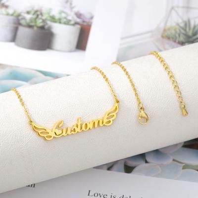 China Wholesale LUOXIN FASHION Custom Jewelry Personalized Name Angel Wings Gold Letter Necklace for sale