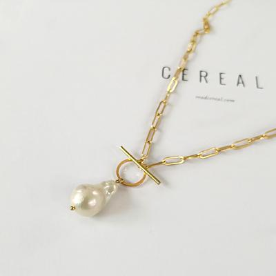 China LUOXIN FASHIONABLE unique design freshwater pearl gold plated big baroque pearl brass necklace for women for sale