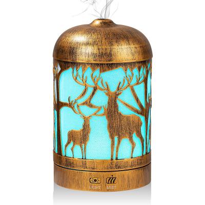 China 2022 Aromatherapy Gifts 150ml Mini Deer Humidifier Bodyworks Mist Intermittent and Continuous Spray Christmas Diffuser for sale