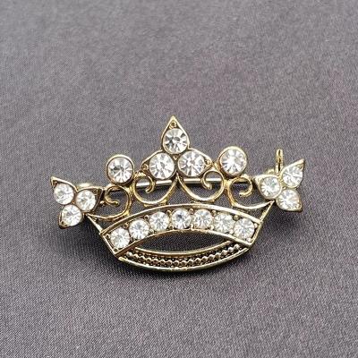 China ALLOY Elegant Luxury Level Women Crown Brooch With Rhinestone Cross Pin Quality Wing Brooch Clothing Accessories Brooches Jewelry for sale