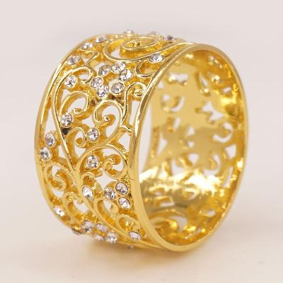 China Viable Personalizable Bling Diamond Gold Plated Table Decoration Crown Wedding Napkin Holder Ring Wholesale for sale