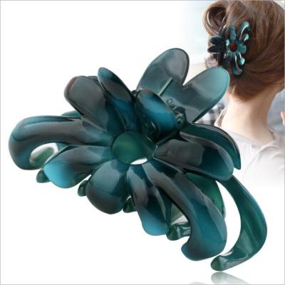 China Fashion Amazon Hot Selling Retro Hair Claw For Women Good Quality Thickened Acrylic Crabs For Hair Flower Hairpin Geometric Accessories for sale