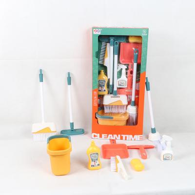 China New Arrival Pretend Play Toys Plastic Preschool Indoor Cleaning Tool Kit 28*8.3*60 for sale