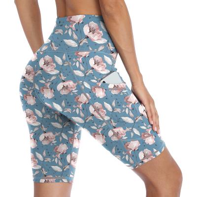 China Breathable Yoga Women's Floral Polyester Shorts Women's Fitness Women's High Waisted Yoga Shorts Floral Print Polyester Floral Yoga Shorts for sale