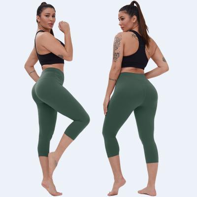 China Breathable Dark Green Custom Solid Colored Capris Womens Leggings Sports Workout Fitness Womens Leggings for sale