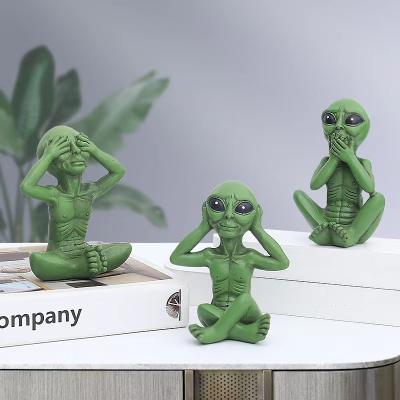 China Creative Resin Animatronic Model Crafts Europe Decoration and Garden Suite Alien Toy Science Figure Figurine Home for sale