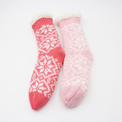 China Various Colors Price Silicon Glue Cheap QUICK DRY Ankle Anti Slip Indoor Socks Keep Worm for sale