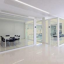 China 6mm Clear Frosted Toughened Glass Partition Scratch Resistant For Office for sale