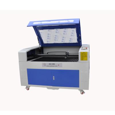 China Dubai Co2 Laser Expoted Laser Engraving Engraving Dubai Laser Engraver Machine for sale