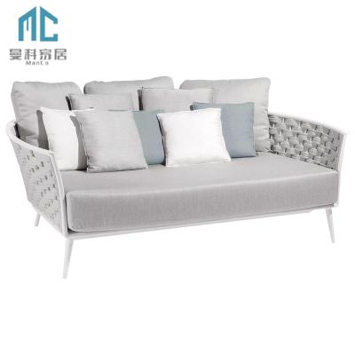 China Hot Sale Modern Rattan Sofa Sunbed Outdoor Rattan Wicker Furniture Pool Bed Patio Furniture and Daytime Sofa Beds Outdoor Villa Courtyard for sale