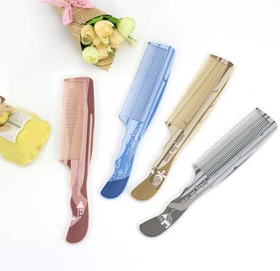 China Cheap personalized fashion at home with wooden hair comb detangle grain plastic comb for sale