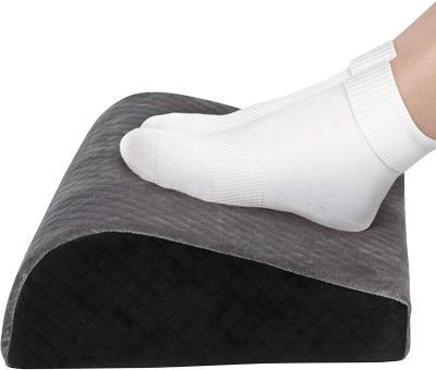 China (Size) Adjustable Ergonomic Foot Rest Pillow Under Office Home Office Home Footrest Foam Premium Velvet Soft Foot Stool Rocker Back Knee Pain for sale