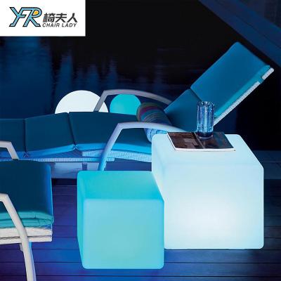 China Modern Rechargeable 40*40*40cm Led Tables And Chair Ssensory Mood Cube Lighting For Outdoor Party for sale