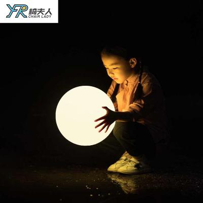 China Outdoor Lighting RGB String Light 16 Color Changing Glowing Rechargeable Moonlight Floating Led Ball for sale