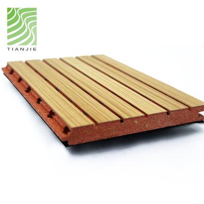 中国 Fire Retardant And Eco-Friendly Wall Panel Wooden Grooved Felt Acoustic Panels 15mm Acoustic Panels For Gymnasium 販売のため