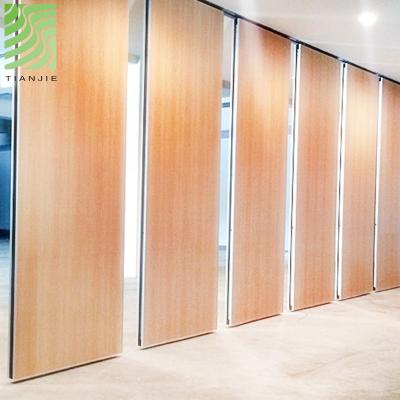 중국 Tianjie Modern Acoustic Sliding Folding Acoustic Panels Meeting Venue Soundproof Division 판매용