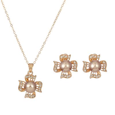 China CLASSIC gold plated necklace earring Ring Jewelry Set for women designer fashion vintage wedding set jewely for sale