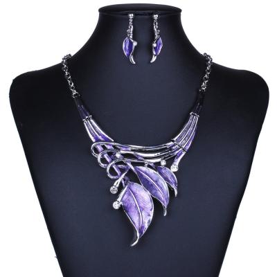 China CLASSIC Moda Red Jewelry Sets Purple Enamel Jewelry Statement Necklace Leaves Earring Set Crystal Jewelry Set for sale