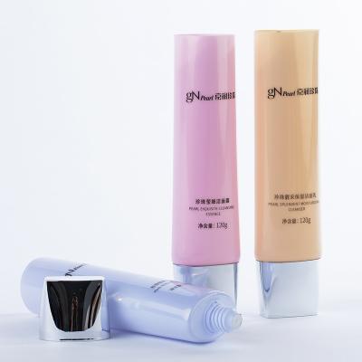 China Oval Cap 120g Squeeze Tube Packaging For Facial Cleanser Flat Packing Tube for sale