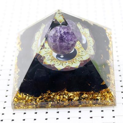 China Europe Wholesale Amethyst Obsidian Crystal Pyramid Orgone Pyramids Reiki Chakra Energy Crystal Crafts Gifts for sale