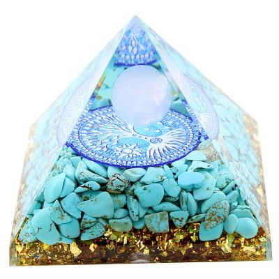 China Europe Wholesale Turquoise Orgone Pyramids Spiritual Healing Energy Generator Crafts Gift Orgonite Pyramid for sale