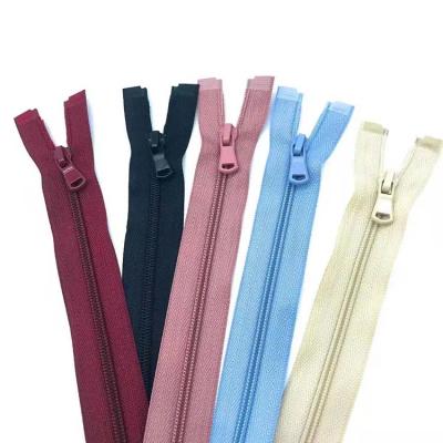 China Factory Wholesale Customized 4# Long Nylon Clothing Zipper Pull Chain Reversible for sale