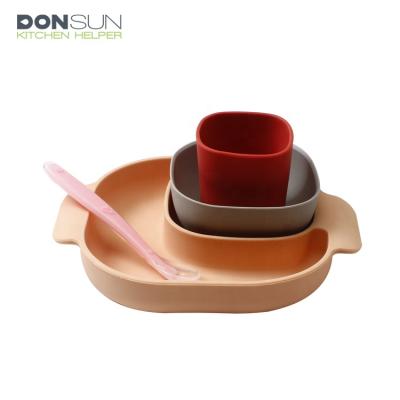 China New arrived BPA free silicone baby feeding set including suction dish, bowl, cup and spoon for sale