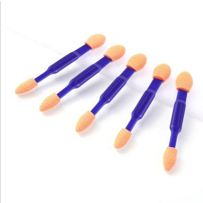 China Makeup Makes Women Beautiful Mini Double Head Eye Shadow Sweep Disposable Sponge Applicator Eyeshadow Cosmetic Makeup Tools for sale