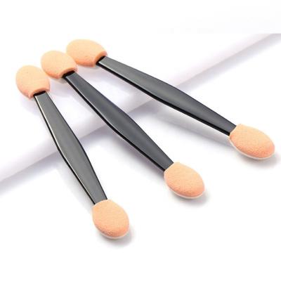 China Makeup Makes Women Beautiful Disposable Eyeshadow Brush Double Sided Sponge Makeup Stick Eyeshadow Make Up Tool For Cosmetic Applicator for sale