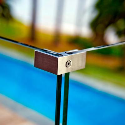 China 90 Degree Modern Wall Mounted Glass Corner Clamp Stainless Steel Glass Clip Bracket for sale