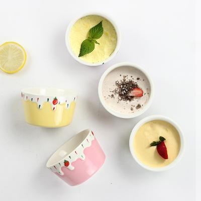 China Sustainable 6 Oz Porcelain Souffle Dishes , Creme Brulee Dish Ceramic Pudding Cake Mug For Jams for sale